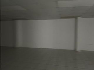 Sangolqui, Local Comercial en renta, 130 m2, 1 ambiente, 2 baños, 1 parqueadero