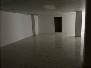Foto 16 de Sangolqui, Local Comercial en renta, 130 m2, 1 ambiente, 2 baños, 1 parqueadero