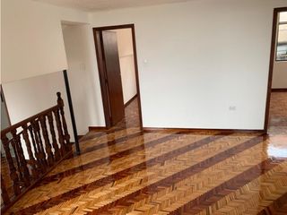 Las Casas, Oficina en renta, 140 m2, 8 ambientes, 3 baños, terraza