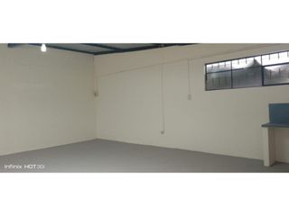 Foto 7 de El Condado, Galpón en renta, 120 m2, 1 ambiente, 1 baño, 8 parqueaderos