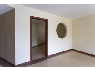 San Antonio de Pichincha, Departamento en venta, 137 m2, 4 habitaciones, 3 baños, 1 parqueadero