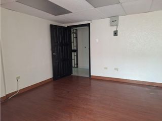 La Mariscal, Oficina en renta, 43 m2, 1 ambiente, 1 baño