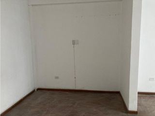 Foto 5 de Rumipamba, Oficina en renta, 223 m2, 7 divisiones, 2 baños, 2 parqueaderos