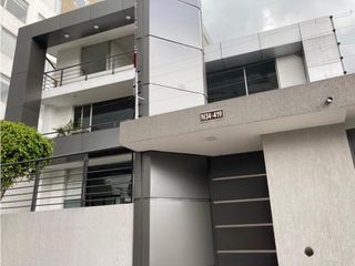 Foto 17 de Rumipamba, Oficina en renta, 223 m2, 7 divisiones, 2 baños, 2 parqueaderos