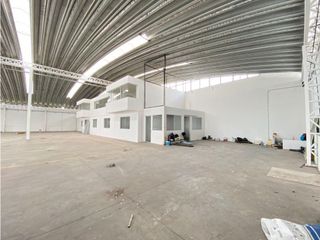 Foto 6 de Carcelén, Galpón en renta, 2169 m2, 5 ambientes, 5 baños