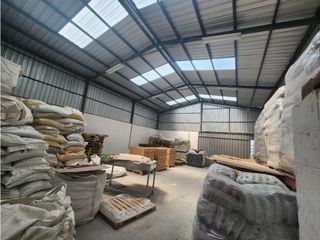 Foto 16 de Solca, Bodega en renta, 160 m2, 2 ambientes, 1 baño, 1 parqueadero