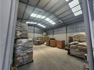 Foto 5 de Solca, Bodega en renta, 160 m2, 2 ambientes, 1 baño, 1 parqueadero