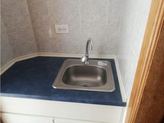 Granda Centeno, Oficina en renta, 85 m2, 2 ambientes, 1 baño, 1 parqueadero