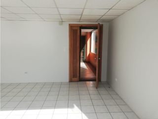 Granda Centeno, Oficina en renta, 85 m2, 2 ambientes, 1 baño, 1 parqueadero