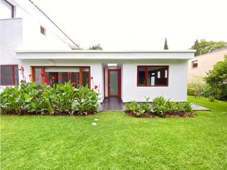 Foto 26 de Cumbaya, Casa en renta, 500 m2, 4 habitaciones, 6 baños, 2 parqueaderos
