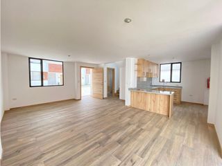 Foto 2 de Casa en Puembo en venta, 116 m2, 3 habitaciones, 3 baños