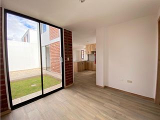 Foto 1 de Casa en Puembo en venta, 116 m2, 3 habitaciones, 3 baños