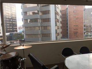 12 de Octubre, Oficina en renta, 70 m2, 1 ambiente, 1 baño, 1 parqueadero