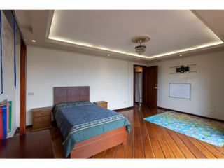 Foto 14 de Iñaquito Alto,Departamento en renta,430 m2,4 hab. 3 baños,2 parq.