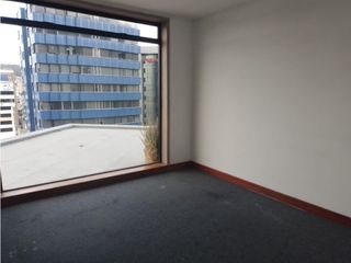Foto 8 de Gaspar de Villa, Oficina en  Renta , 150m2, 4 ambientes , 2 baños , 2 parqueaderos