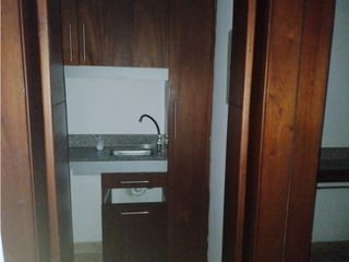 Foto 2 de Gaspar de Villa, Oficina en  Renta , 150m2, 4 ambientes , 2 baños , 2 parqueaderos