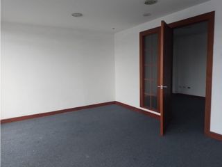 Foto 7 de Gaspar de Villa, Oficina en  Renta , 150m2, 4 ambientes , 2 baños , 2 parqueaderos