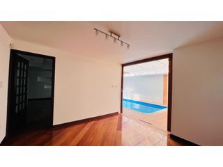 Foto 20 de Monteserrín, Casa en  Renta , 380m2, 4 habitaciones , 4 baños , 1 parqueadero