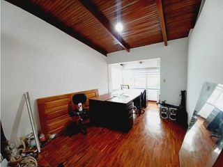 Foto 16 de Jipijapa, Oficina en  Renta, 138m2, 6 ambientes , 1 baño , 1 parqueadero