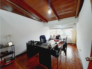Foto 9 de Jipijapa, Oficina en  Renta, 138m2, 6 ambientes , 1 baño , 1 parqueadero