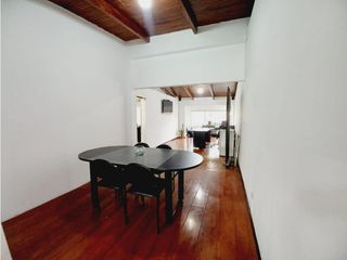 Foto 13 de Jipijapa, Oficina en  Renta, 138m2, 6 ambientes , 1 baño , 1 parqueadero