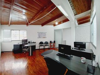 Foto 1 de Jipijapa, Oficina en  Renta, 138m2, 6 ambientes , 1 baño , 1 parqueadero