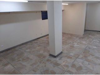 La Mariscal , Oficina en  renta , 150m2, 2 ambientes , 1 baño , 1 parqueadero