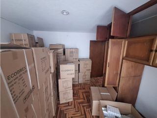 Foto 3 de La Kennedy, Oficina en Renta, 100m2,2 ambientes 1 baño