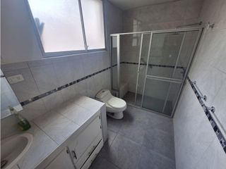 Foto 12 de La Kennedy, Oficina en Renta, 100m2,2 ambientes 1 baño