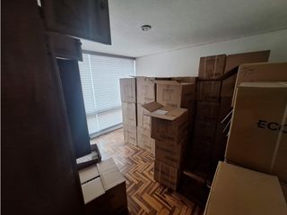 Foto 10 de La Kennedy, Oficina en Renta, 100m2,2 ambientes 1 baño