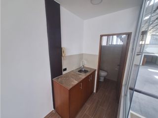Foto 13 de El Eden, Galpón en  Renta , 485m2, 3ambientes , 3 baños