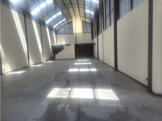 Foto 12 de El Eden, Galpón en  Renta , 485m2, 3ambientes , 3 baños