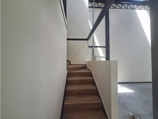 Foto 4 de El Eden, Galpón en  Renta , 485m2, 3ambientes , 3 baños