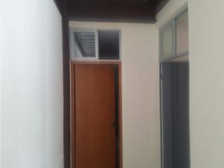 Foto 8 de El Eden, Galpón en  Renta , 485m2, 3ambientes , 3 baños