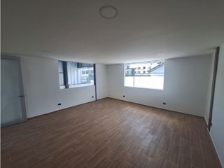Foto 7 de El Eden, Galpón en  Renta , 485m2, 3ambientes , 3 baños