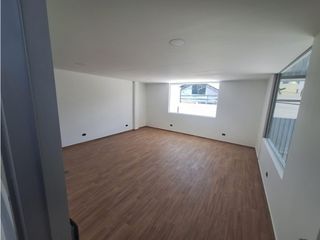 Foto 9 de El Eden, Galpón en Renta , 485m2, 3 ambientes ,4 parqueaderos