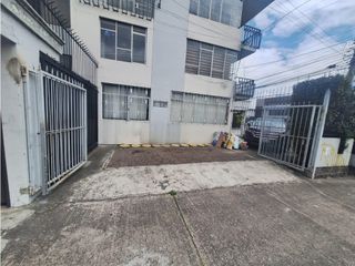 Foto 3 de Jipijapa, Local Comercial en  Renta, 66m2, 1 ambiente
