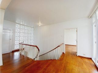 Foto 9 de Bellavista, Casa en Renta, 280m2, 3 habitaciones, 2 parqueaderos