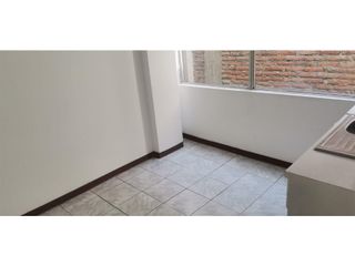 Foto 10 de La Orellana, Oficina en Renta, 150m2, 6 ambientes