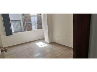 Foto 6 de La Orellana, Oficina en Renta, 150m2, 6 ambientes