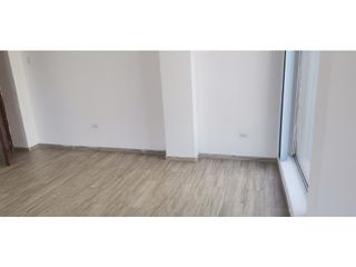 Foto 3 de La Orellana, Oficina en Renta, 150m2, 6 ambientes