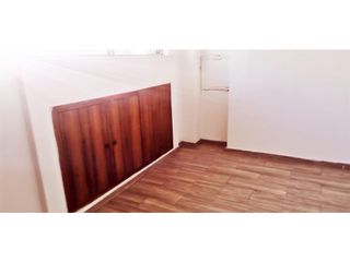 Foto 12 de La Orellana, Oficina en Renta, 150m2, 6 ambientes