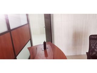 Foto 5 de La Orellana, Oficina en Renta, 125m2, 5 ambientes