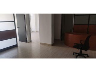 Foto 16 de La Orellana, Oficina en Renta, 125m2, 5 ambientes