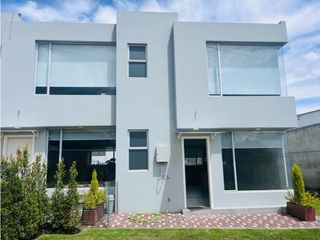 Foto 1 de Tanda, Casa en  Renta, 135m2,  3 habitaciones , 3 baños