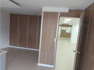 Foto 10 de La Coruña, Oficina en  Renta, 160m2, 3 ambientes