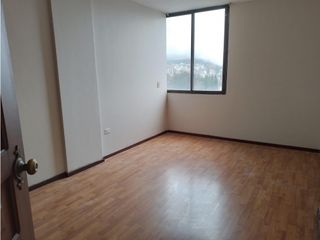 Foto 9 de Mariana de Jesús, Oficina en  Renta, 86m2, 4 ambientes