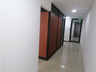 Foto 7 de Iñaquito, Local Comercial en Renta, 160m2, 6 ambiente.