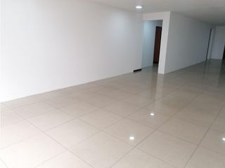 Foto 11 de Iñaquito, Local Comercial en Renta, 160m2, 6 ambiente.