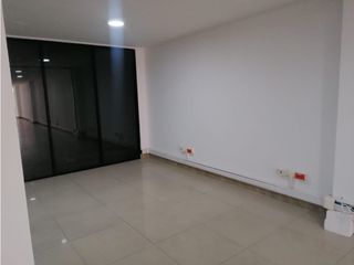 Foto 13 de Iñaquito, Local Comercial en Renta, 160m2, 6 ambiente.